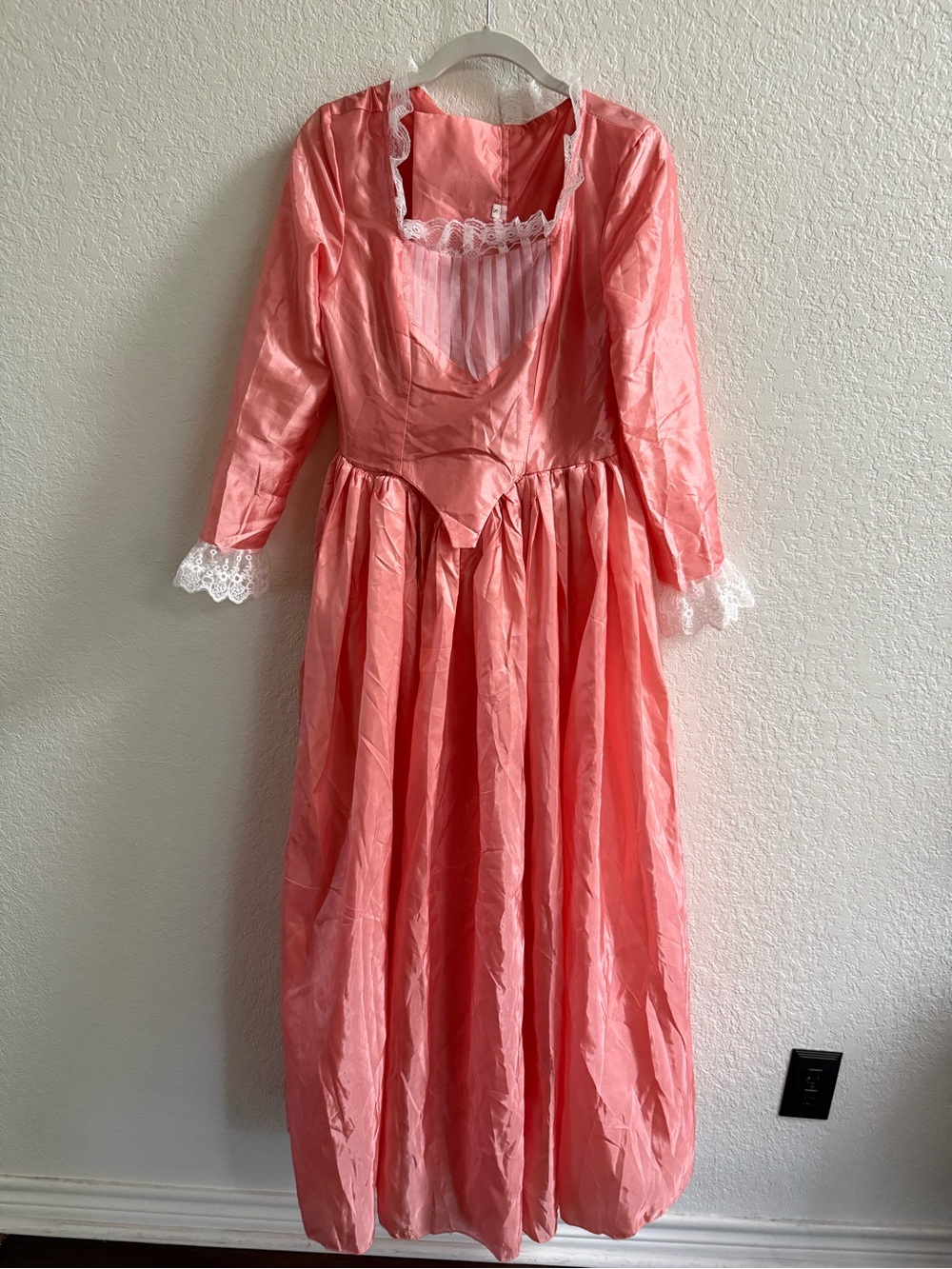 Schuyler Sisters (Angelica/Eliza) Hamilton Halloween Costume Coral Small
